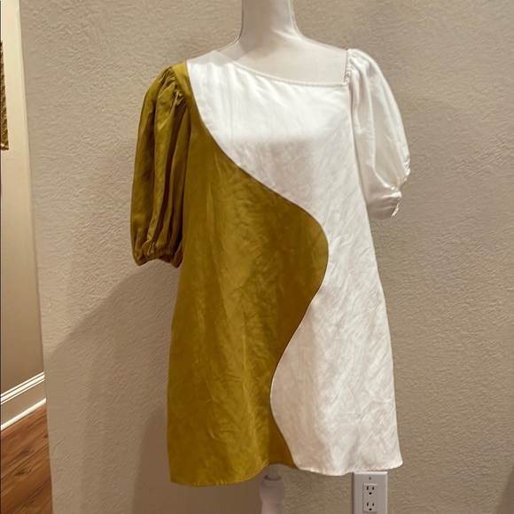 NWT White and Olive Linen Asymmetrical Puff Sleeve Dress by MOLLIE BURCH  Sz XS - Picture 1 of 8